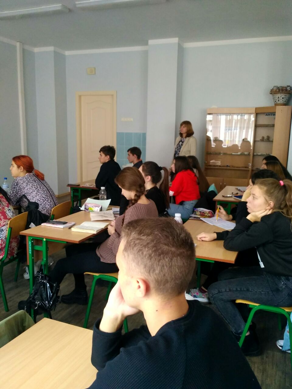 photo5228832635604806484