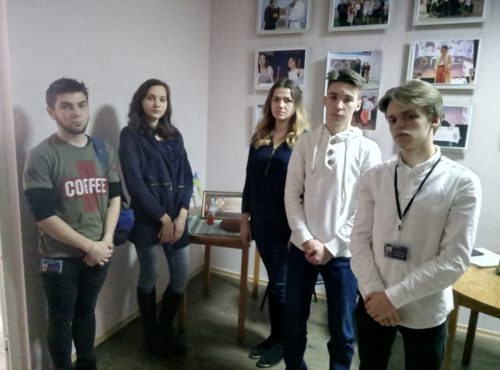 P71124-114157 1000x741