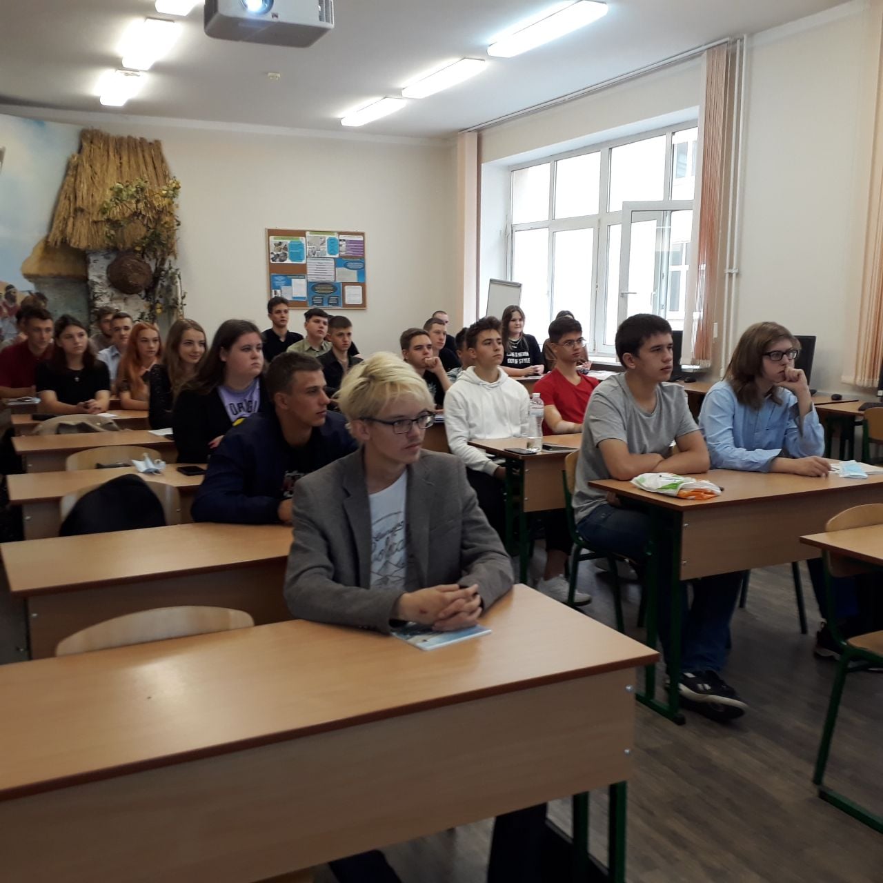 241051302 1006146216804580 5310655364201415014 n