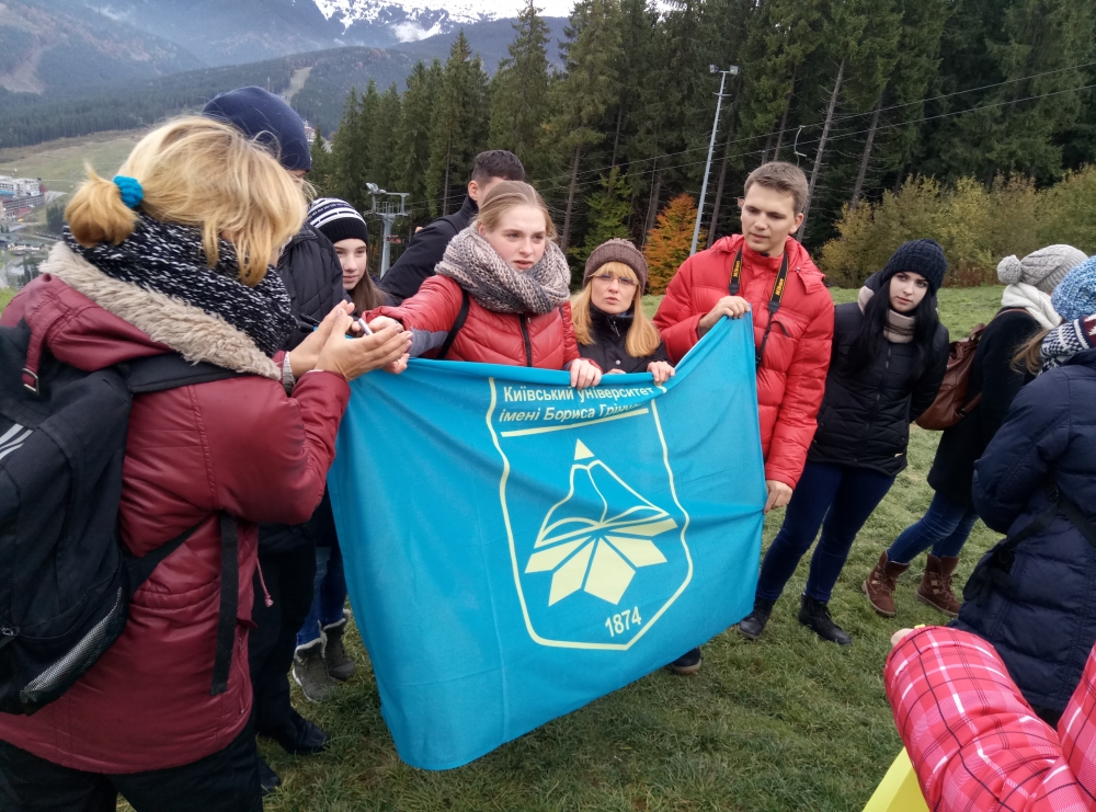 P61015-135729 1000x741