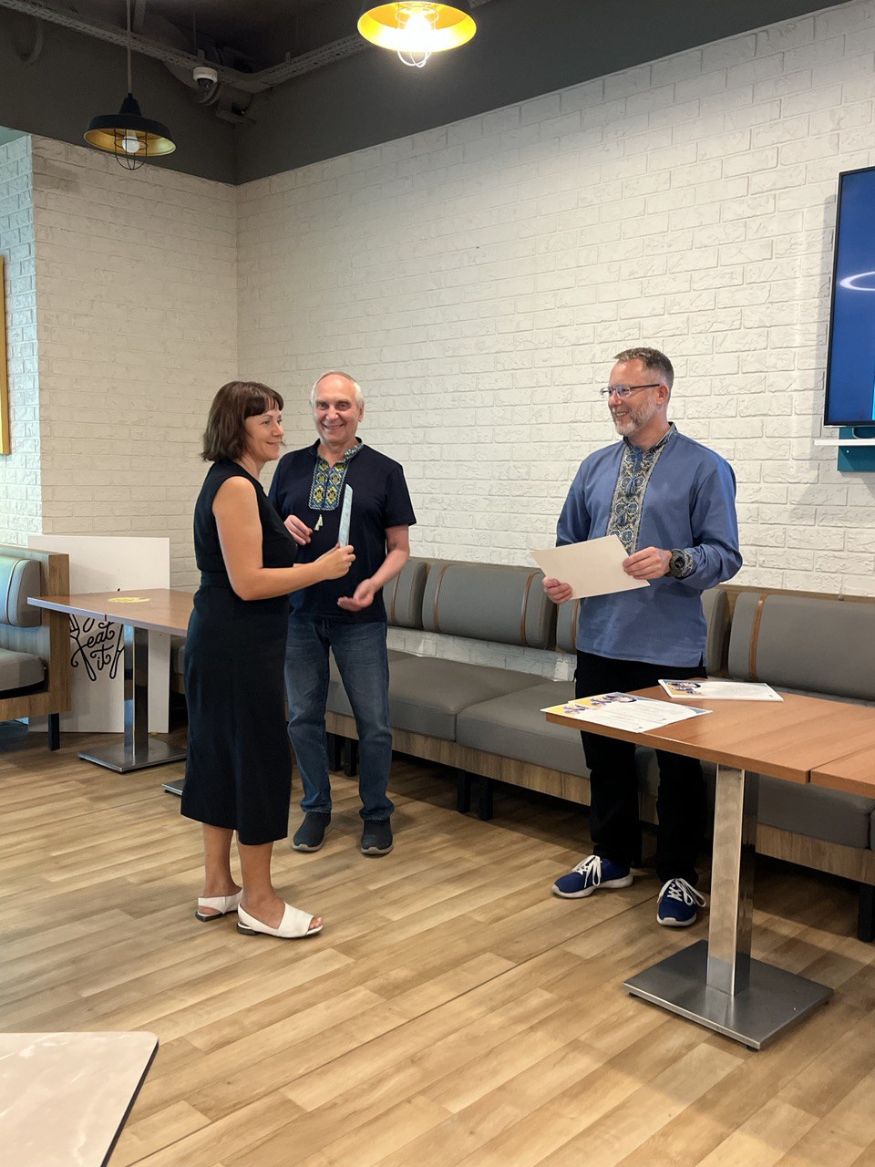 photo 5364119673022566124 y