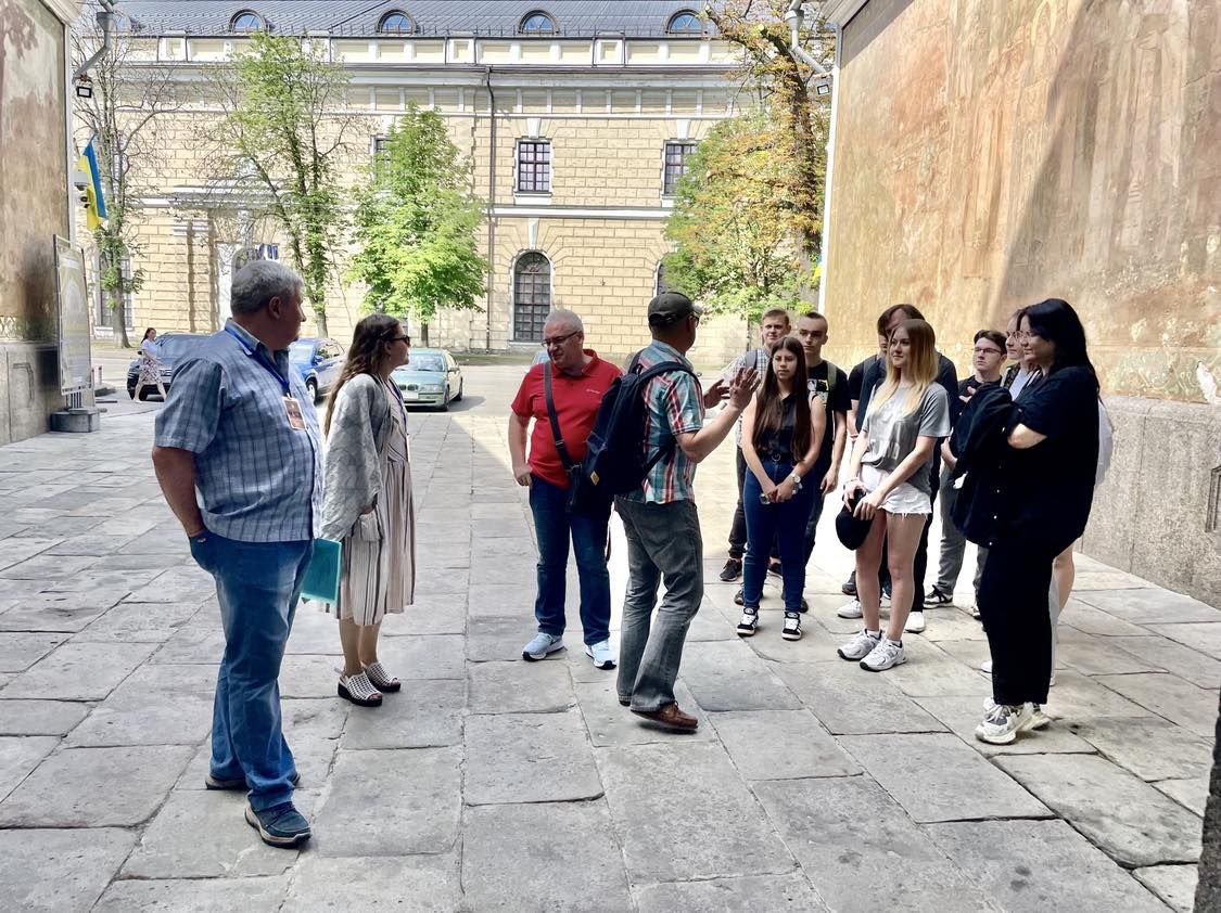 448352271 1631206487631880 276125400994198449 n